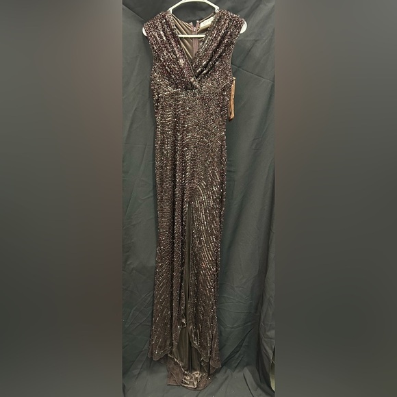 Mac Duggal 5441 NWOT CAP SLEEVE SEQUINED EVENING GOWN - Picture 5 of 8